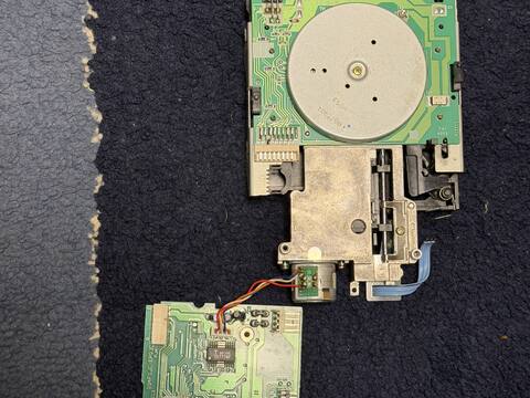 img17: Elektronik unten ab, noch Reste