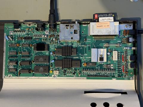 img6: Board mit Kühlkörpern