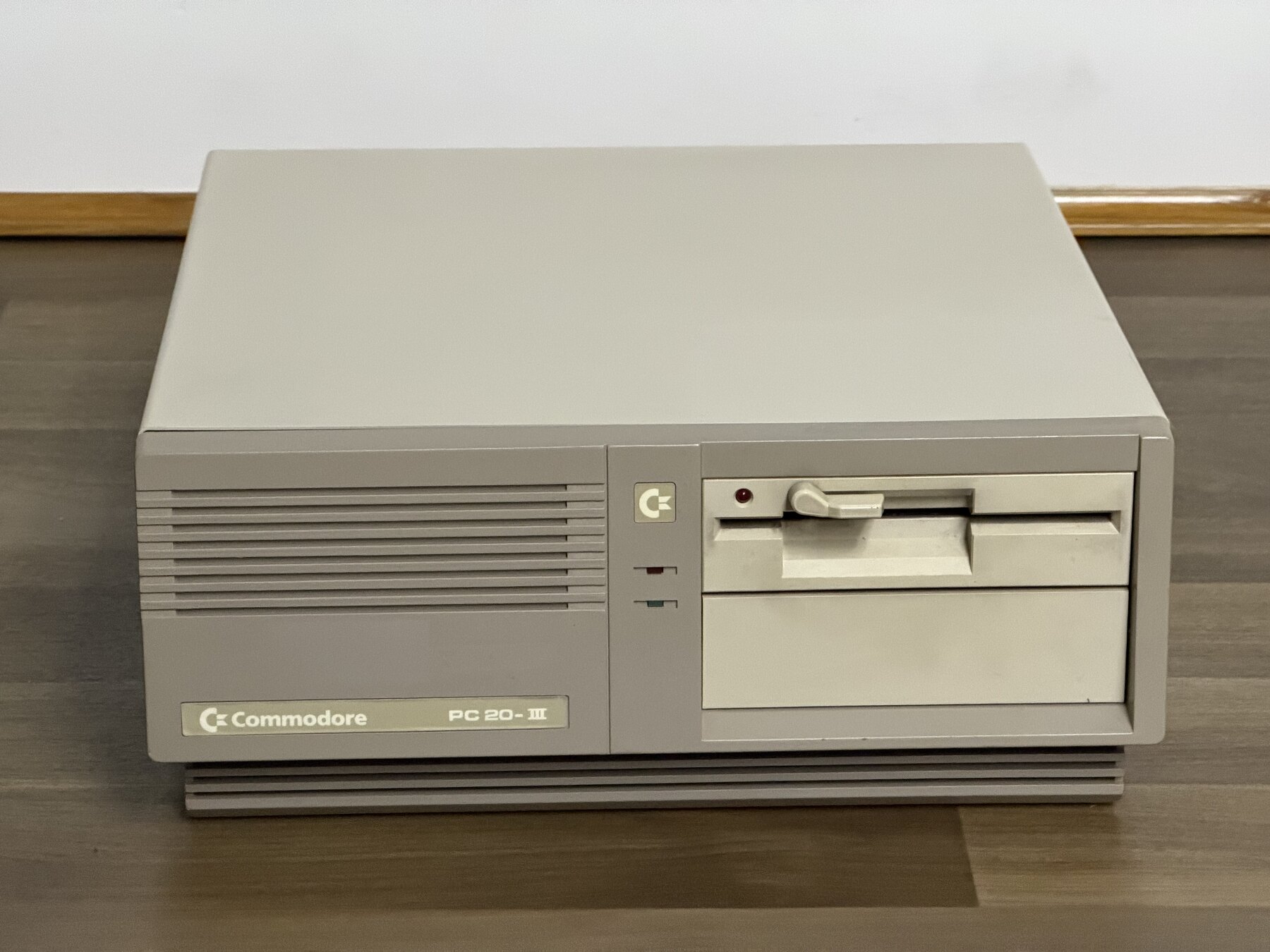 img11: Commodore PC20-III wieder fertig zusammengebaut